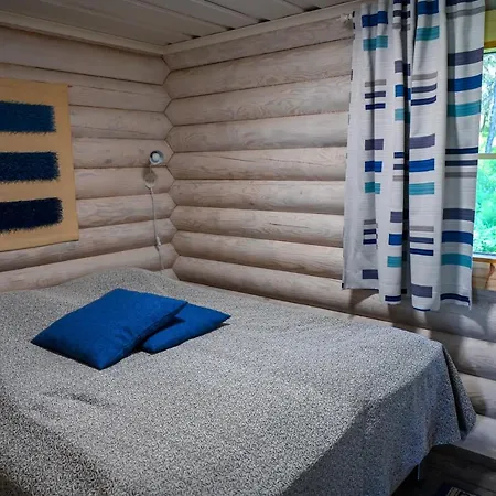 Rukajaerven Lomamajat 3 *