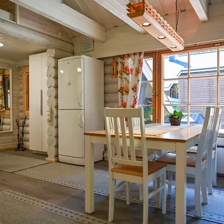 Шале Rukajaerven Lomamajat 3 *