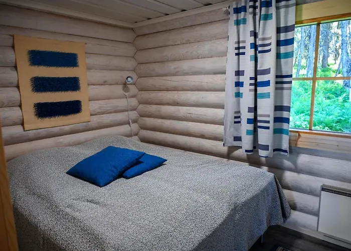 Rukajärven Lomamajat 3 *