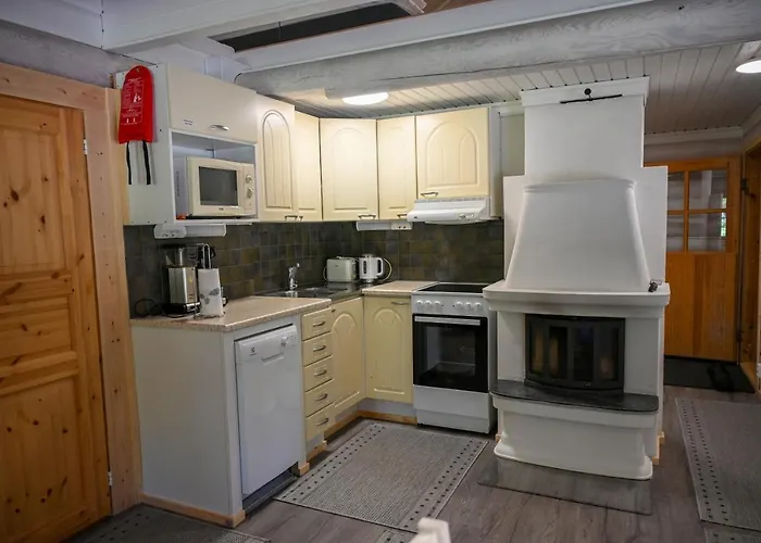 Alpstuga Rukajärven Lomamajat 3 *